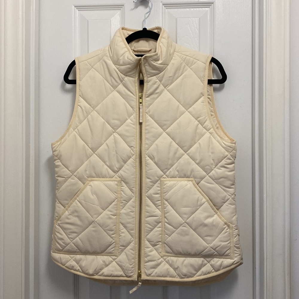 J.CREW Factory Women’s Ivory Puffer Vest, Size Medium